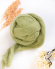 Merino wool roving, 100g