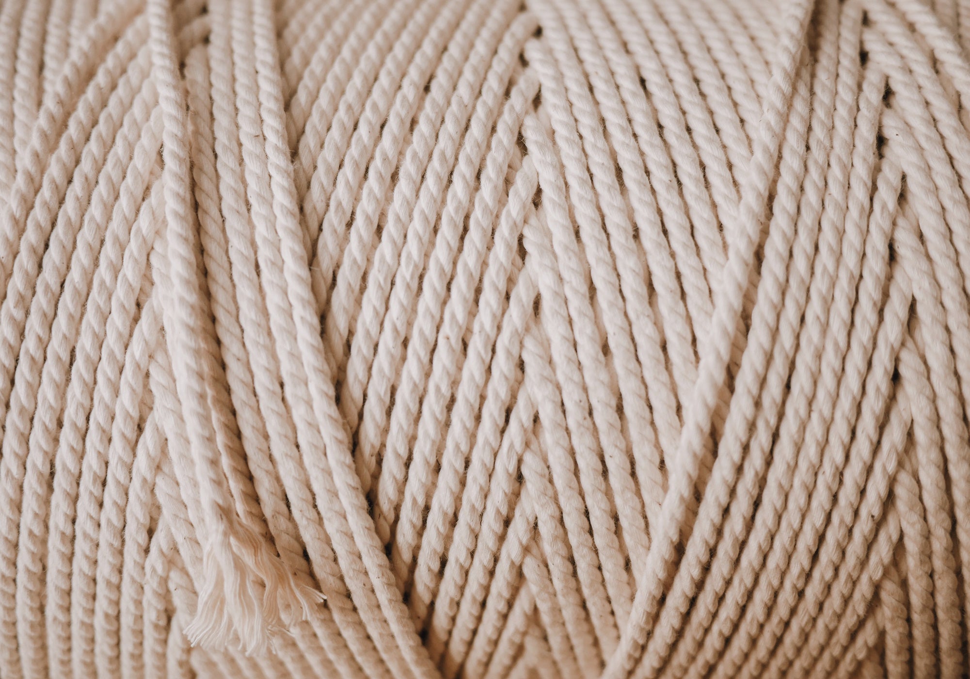 3. Lay Rope 3-ply rope – Createaholic