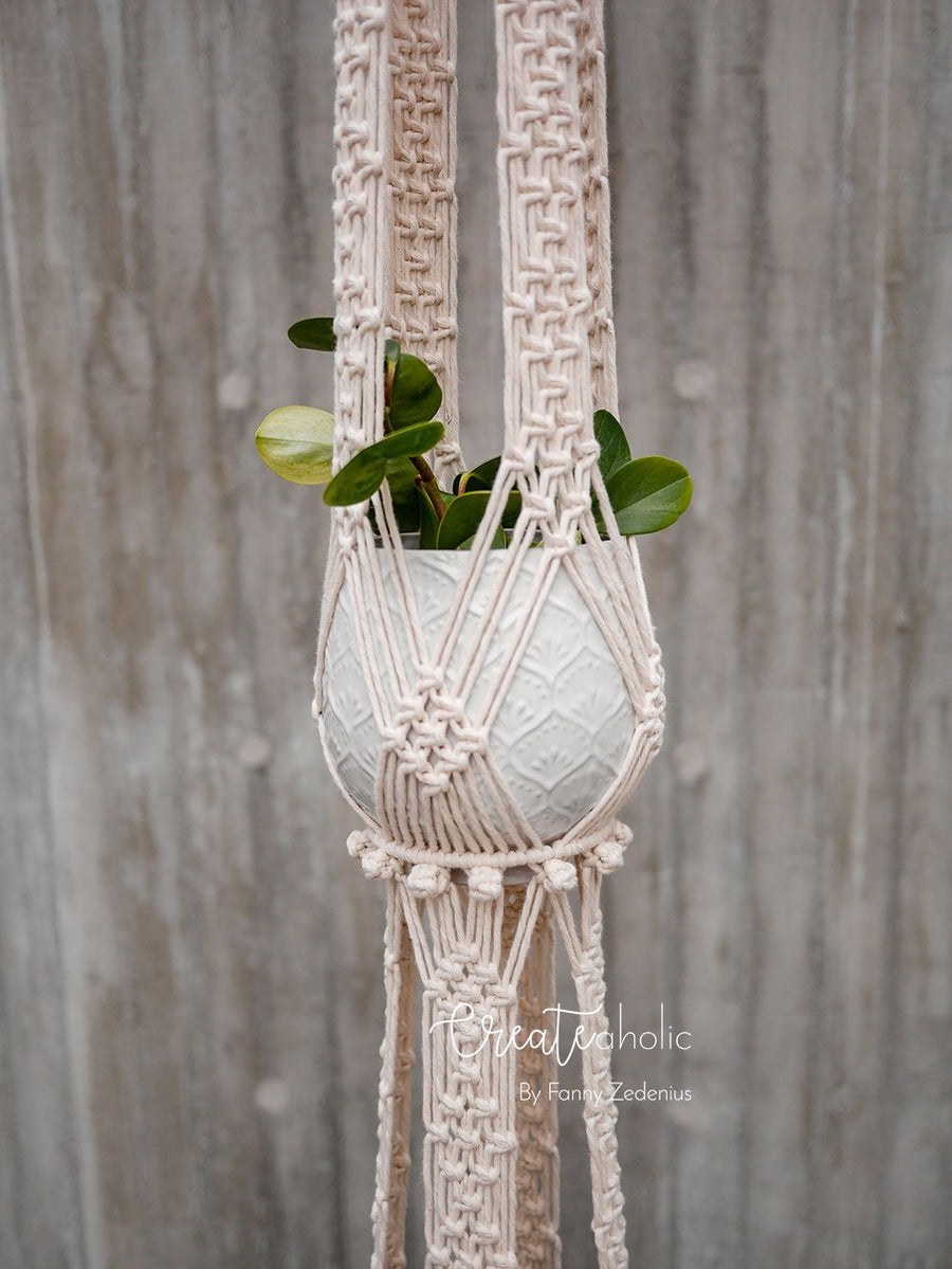 complex macrame plant hanger Macramé plant hanger, "Royals" #1 – Createaholic