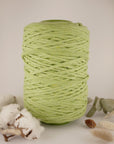 Spring green cotton string, 1 kg